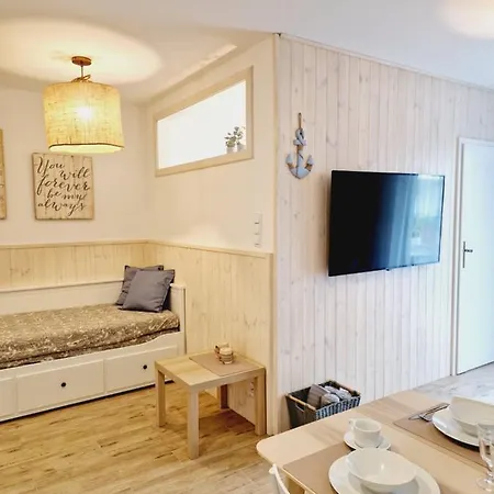 Lejlighed Pba Stockholm - Basen Kryty, Parter, Taras, Parking