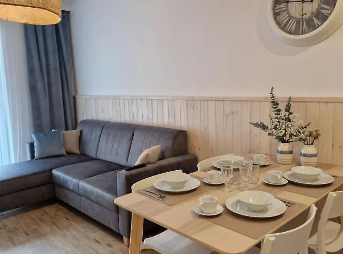 Appartement Pba Stockholm - Basen Kryty, Parter, Taras, Parking *