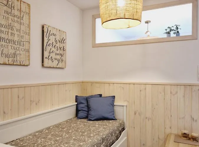 Pba Stockholm - Basen Kryty, Parter, Taras, Parking *